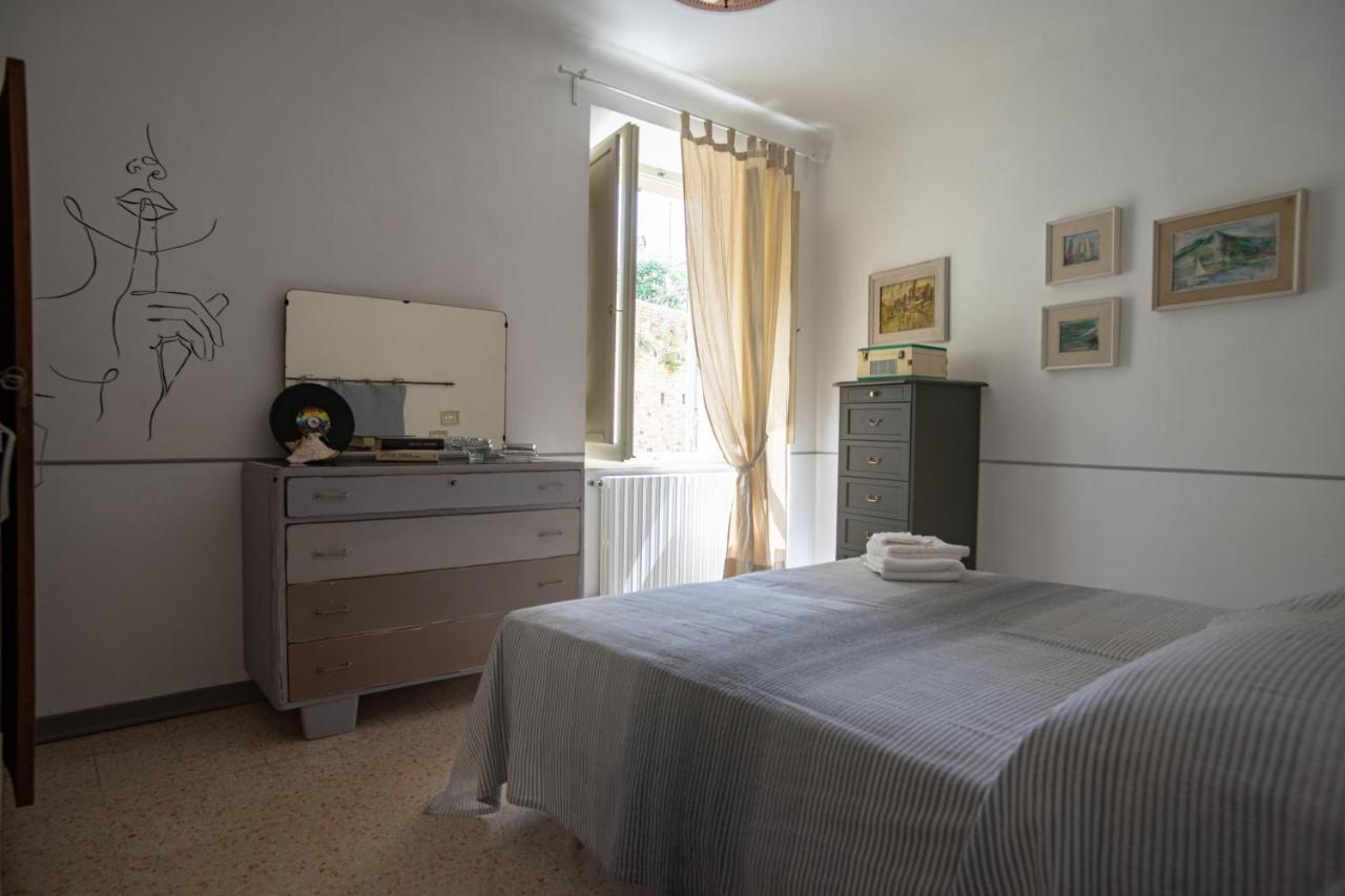 Casa Vacanze Nel Centro Storico Di Fermo Happy Song Экстерьер фото